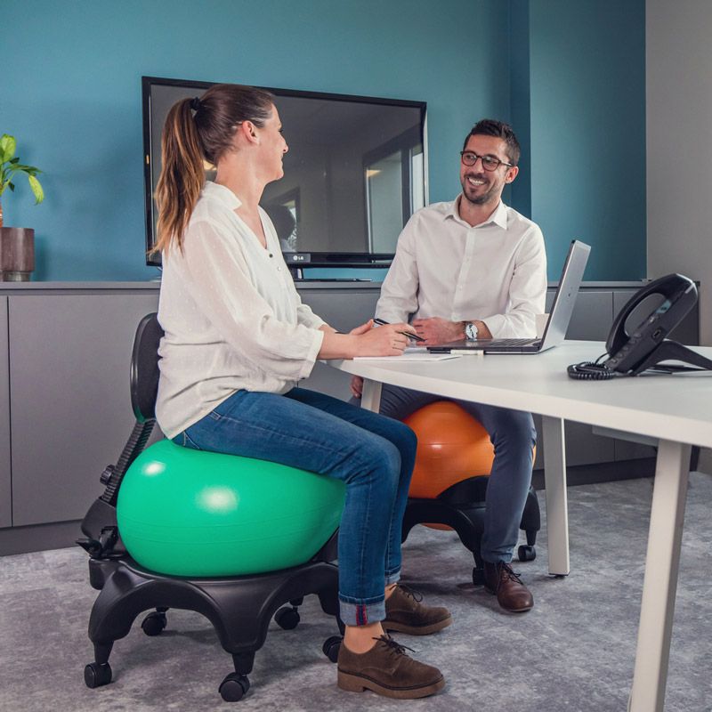Chaise de bureau ballon de Fitness : Faites de l'exercice au travail !